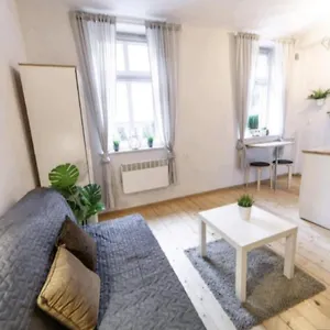 https://vip-apartment-krakow.krakowhotelspoland.com
